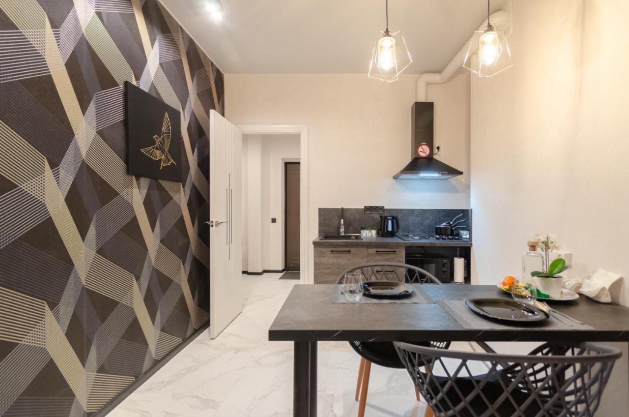 Samira 2 Apartment เคียฟ ภายนอก รูปภาพ